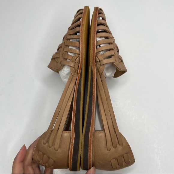 Nisolo Huarache Sandal in Almond Brown Size 8 - Picture 11 of 14